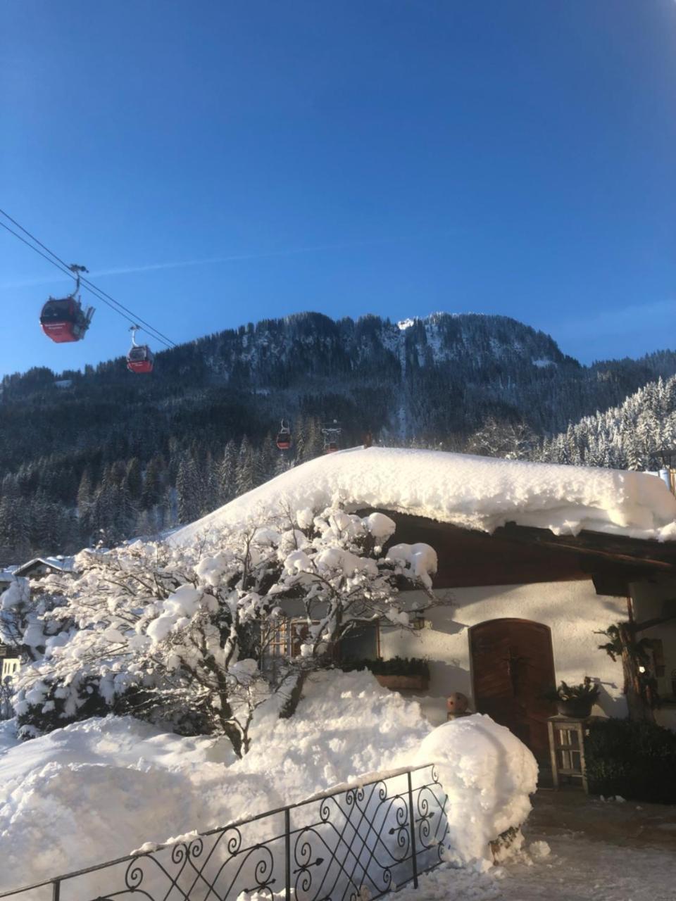 Pension Hinterseer Kitzbühel Exteriör bild